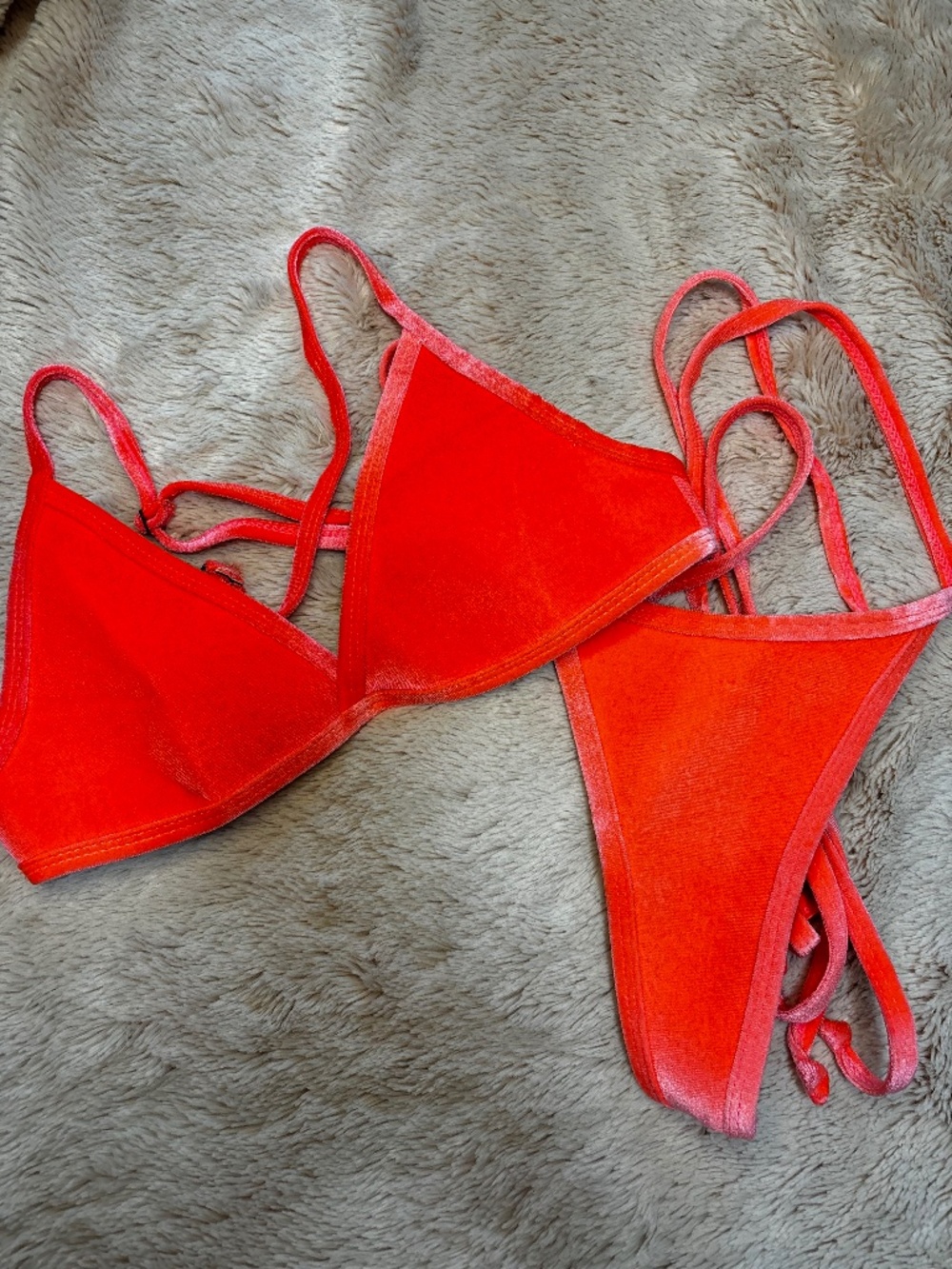 Hoaka Bikinis